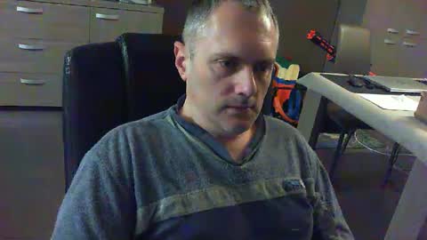 Snapshot of zultem chatting on March 12, 2025, 4:51 am zultem online show from March 12, 2025, 4:51 am