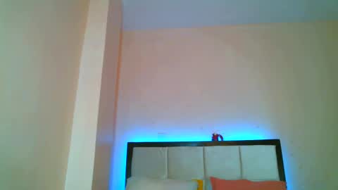 zurime3 online show from January 5, 2025, 6:35 am