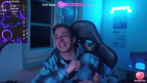 Snapshot of zuzmosfokafasz chatting on November 29, 2025, 9:18 pm Zuzmoe online show from November 29, 2025, 9:18 pm