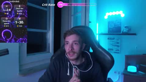 Snapshot of zuzmosfokafasz chatting on December 14, 2025, 10:03 pm Zuzmoe online show from December 14, 2025, 10:03 pm