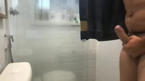 zwetty online show from October 21, 2025, 2:18 pm