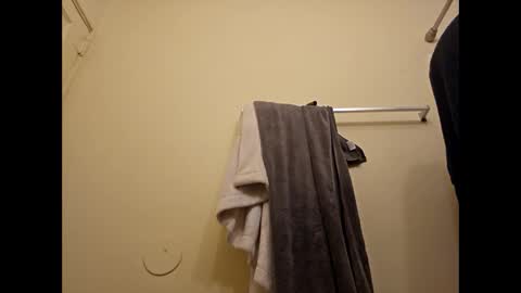 Snapshot of zx66_pyro chatting on December 8, 2024, 12:18 am zx66_pyro online show from December 8, 2024, 12:18 am