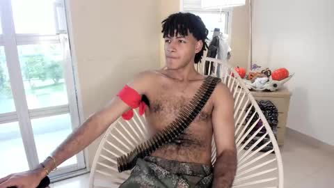 Snapshot of zyan_moreno chatting on October 30, 2025, 8:31 pm zyan_moreno online show from October 30, 2025, 8:31 pm