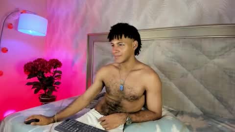 Snapshot of zyan_moreno chatting on November 2, 2025, 2:08 pm zyan_moreno online show from November 2, 2025, 2:08 pm