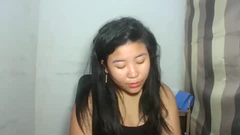 Snapshot of zyeii chatting on October 28, 2025, 9:17 pm sweet lylia online show from October 28, 2025, 9:17 pm