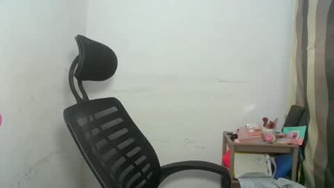 Snapshot of zyeii chatting on October 31, 2025, 7:26 pm sweet lylia online show from October 31, 2025, 7:26 pm