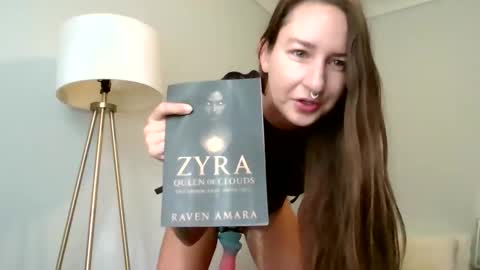 Snapshot of zyracloudplays chatting on November 21, 2025, 6:28 pm Zyra Cloud online show from November 21, 2025, 6:28 pm