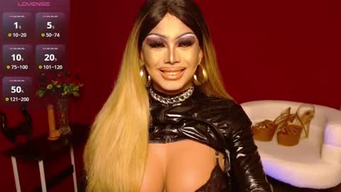 zyradom online show from December 19, 2025, 2:35 pm