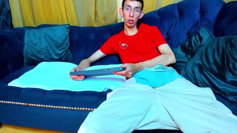 Zyro Nigth online show from October 24, 2025, 7:43 pm