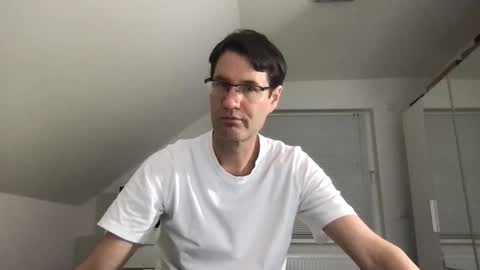 Snapshot of zzz123_cam chatting on January 12, 2026, 6:13 pm zzz123_cam online show from January 12, 2026, 6:13 pm