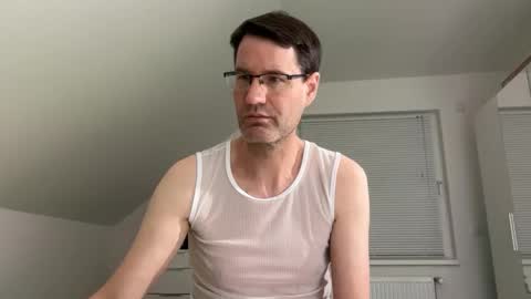 Snapshot of zzz123_cam chatting on March 1, 2026, 9:50 pm zzz123_cam online show from March 1, 2026, 9:50 pm