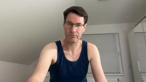 Snapshot of zzz123_cam chatting on March 8, 2026, 3:38 pm zzz123_cam online show from March 8, 2026, 3:38 pm