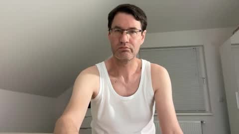 Snapshot of zzz123_cam chatting on March 29, 2026, 8:31 pm zzz123_cam online show from March 29, 2026, 8:31 pm