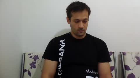 zzzzzzz41 online show from September 24, 2025, 12:19 pm