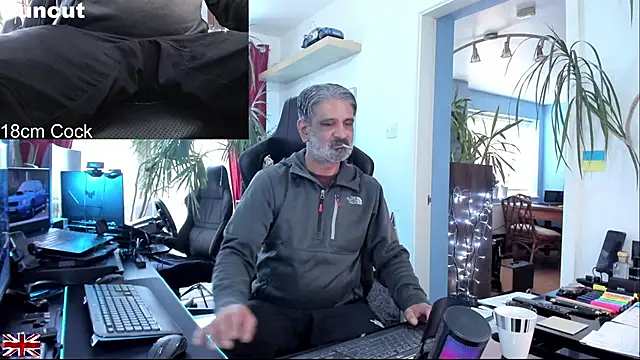 OnlineBossUK online show from November 8, 2025, 11:10 am