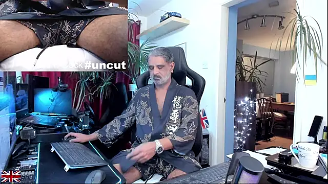 OnlineBossUK online show from December 19, 2025, 7:15 am