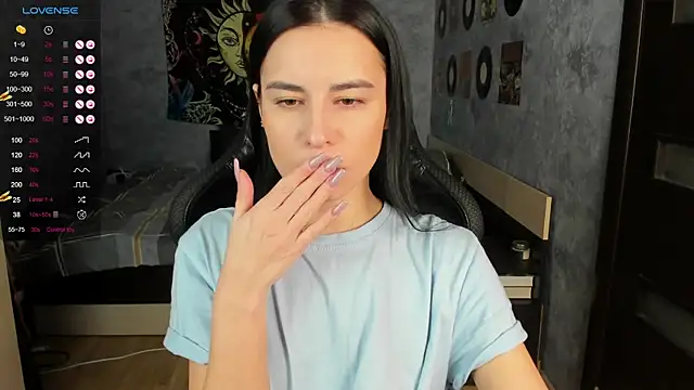 Snapshot of Horny_Nikki_ chatting on December 13, 2024, 3:16 am Horny Nikki online show from December 13, 2024, 3:16 am