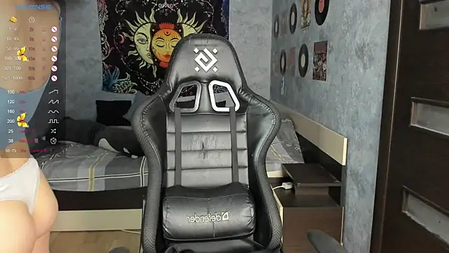 Snapshot of Horny_Nikki_ chatting on February 8, 2025, 3:08 am Horny Nikki online show from February 8, 2025, 3:08 am