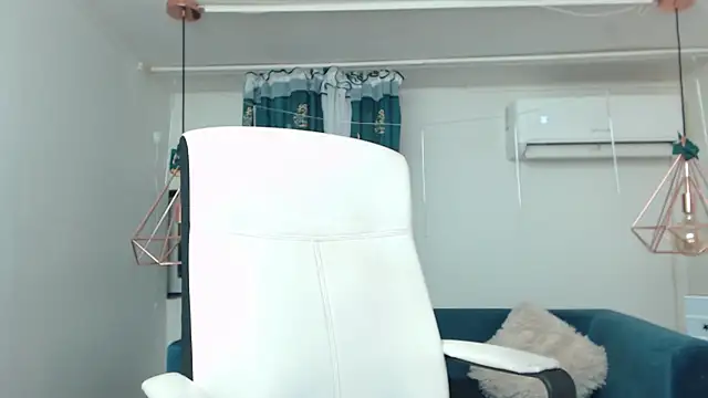 Snapshot of fuckaholicbabe_xxx chatting on January 23, 2025, 1:19 am fuckaholicbabe xxx online show from January 23, 2025, 1:19 am