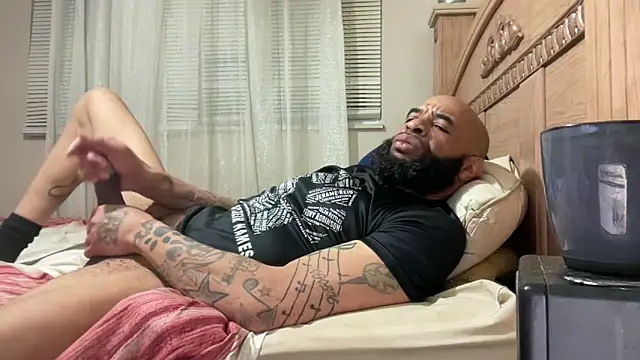 Snapshot of ANAKONDA_KIING chatting on February 14, 2026, 10:45 am ANAKONDA KIING online show from February 14, 2026, 10:45 am