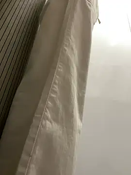 angelmommu online show from January 28, 2025, 12:00 pm