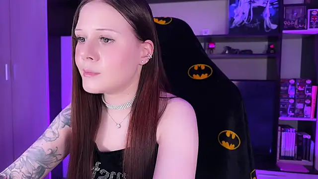 jasminevine online show from February 3, 2026, 3:37 am