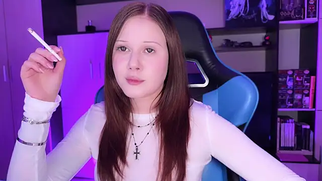 jasminevine online show from July 3, 2026, 3:57 am