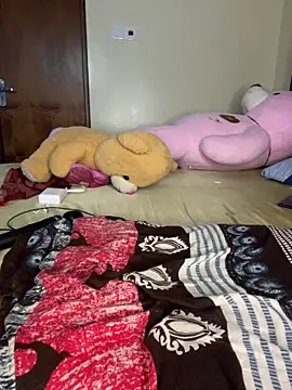 Snapshot of bigbooobs3 chatting on April 2, 2026, 6:44 am bigbooobs3 online show from April 2, 2026, 6:44 am