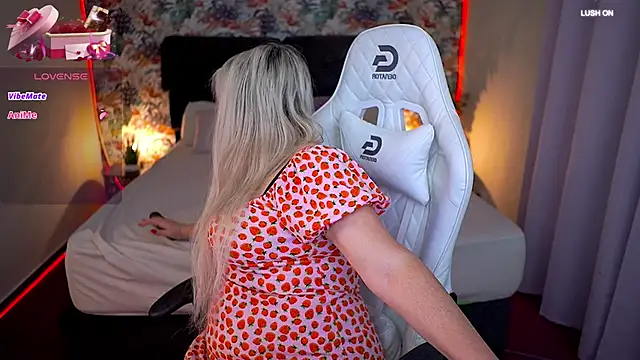 MissyMartinez online show from January 12, 2026, 3:39 pm