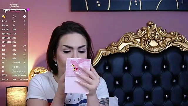 Snapshot of HessaHessy chatting on January 14, 2025, 9:24 am HessaHessy online show from January 14, 2025, 9:24 am