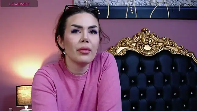 Snapshot of HessaHessy chatting on January 17, 2025, 6:33 pm HessaHessy online show from January 17, 2025, 6:33 pm