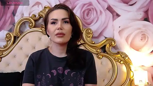 Snapshot of HessaHessy chatting on October 8, 2025, 5:10 pm HessaHessy online show from October 8, 2025, 5:10 pm