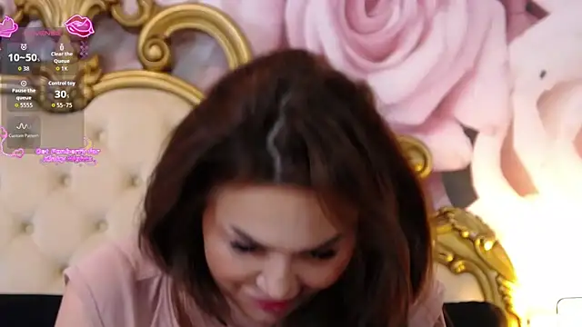 Snapshot of HessaHessy chatting on April 5, 2026, 2:03 pm HessaHessy online show from April 5, 2026, 2:03 pm