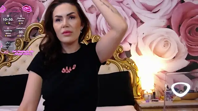 Snapshot of HessaHessy chatting on April 7, 2026, 2:17 pm HessaHessy online show from April 7, 2026, 2:17 pm