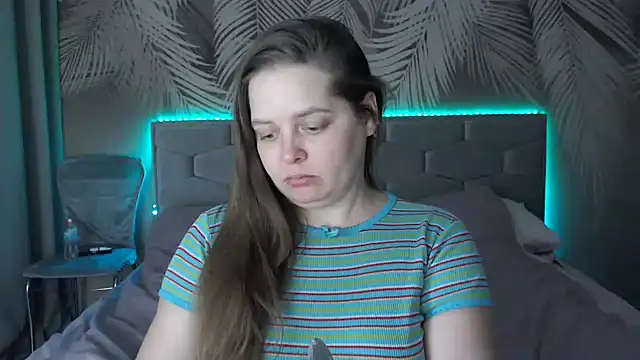 Snapshot of uliastar chatting on February 13, 2025, 1:37 pm uliastar online show from February 13, 2025, 1:37 pm