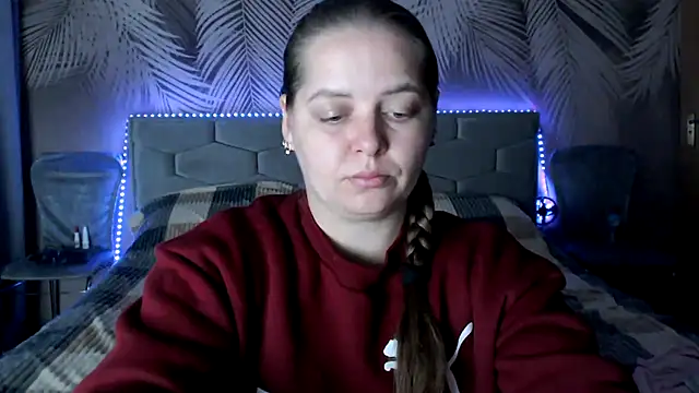 Snapshot of uliastar chatting on September 30, 2025, 7:35 am uliastar online show from September 30, 2025, 7:35 am