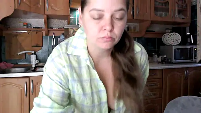 Snapshot of uliastar chatting on October 5, 2025, 5:39 am uliastar online show from October 5, 2025, 5:39 am