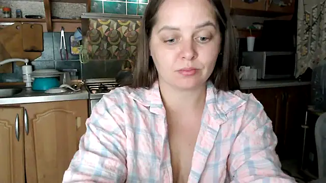 Snapshot of uliastar chatting on October 14, 2025, 7:03 pm uliastar online show from October 14, 2025, 7:03 pm