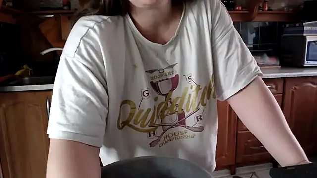 uliastar online show from March 30, 2026, 7:20 am