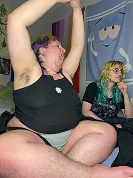 ivolustful online show from July 9, 2026, 2:15 am