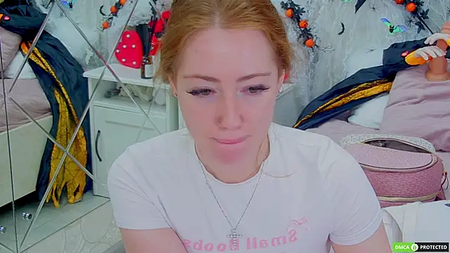 TinaBrook online show from October 29, 2025, 4:15 am