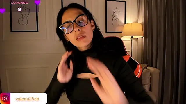 Snapshot of valeriia25_ chatting on February 22, 2025, 10:31 pm valeriia25 online show from February 22, 2025, 10:31 pm