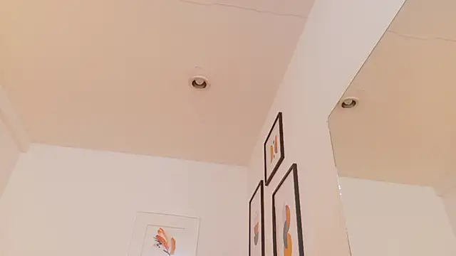 kinkylittlegirll online show from November 2, 2025, 6:21 pm