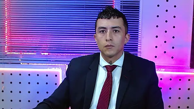 Snapshot of Darko0717 chatting on March 5, 2026, 2:02 pm Darko0717 online show from March 5, 2026, 2:02 pm