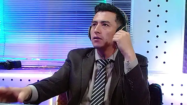 Snapshot of Darko0717 chatting on March 22, 2026, 2:53 pm Darko0717 online show from March 22, 2026, 2:53 pm