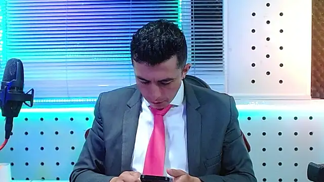 Snapshot of Darko0717 chatting on April 22, 2026, 11:45 am Darko0717 online show from April 22, 2026, 11:45 am
