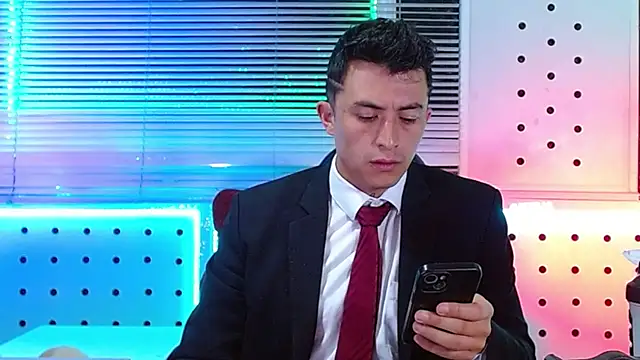 Snapshot of Darko0717 chatting on May 29, 2026, 12:14 pm Darko0717 online show from May 29, 2026, 12:14 pm