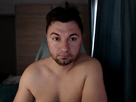 Snapshot of HankMalone chatting on May 4, 2026, 3:24 am HankMalone online show from May 4, 2026, 3:24 am