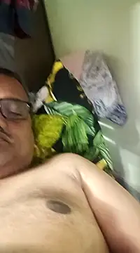 StarPacifist6 online show from December 25, 2024, 5:37 pm