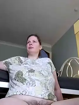 Snapshot of xxSexyBushLinnxx chatting on December 5, 2024, 10:44 am xxSexyBushLinnxx online show from December 5, 2024, 10:44 am